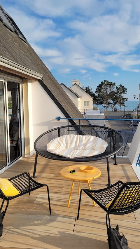 "Ker Edenn" duplex with sea view/100 m from the beach