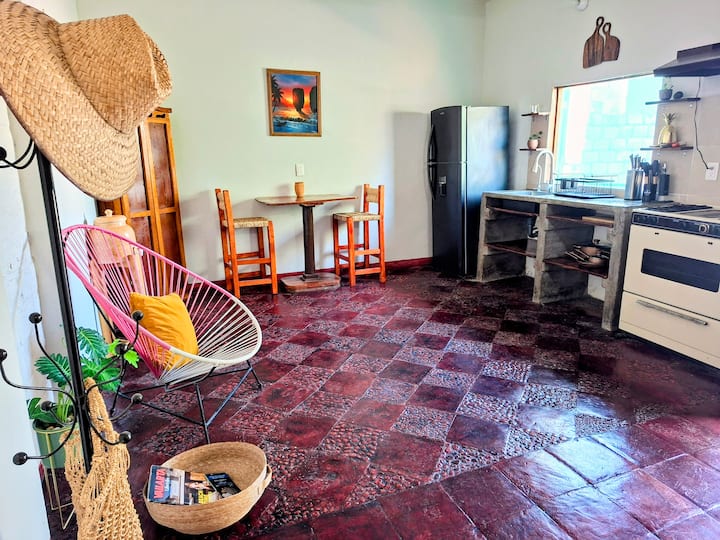 Cómfy Apt Local Charm 15 Min Beach Y Malecón - Puerto Vallarta