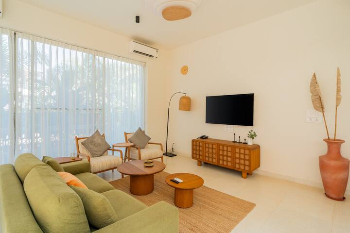Living room image 4