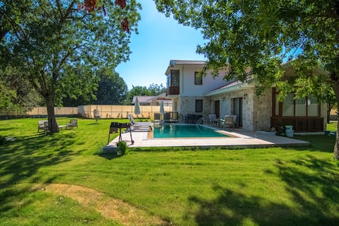 Top-earning Airbnb listing in Kayaköy, 4 bedrooms