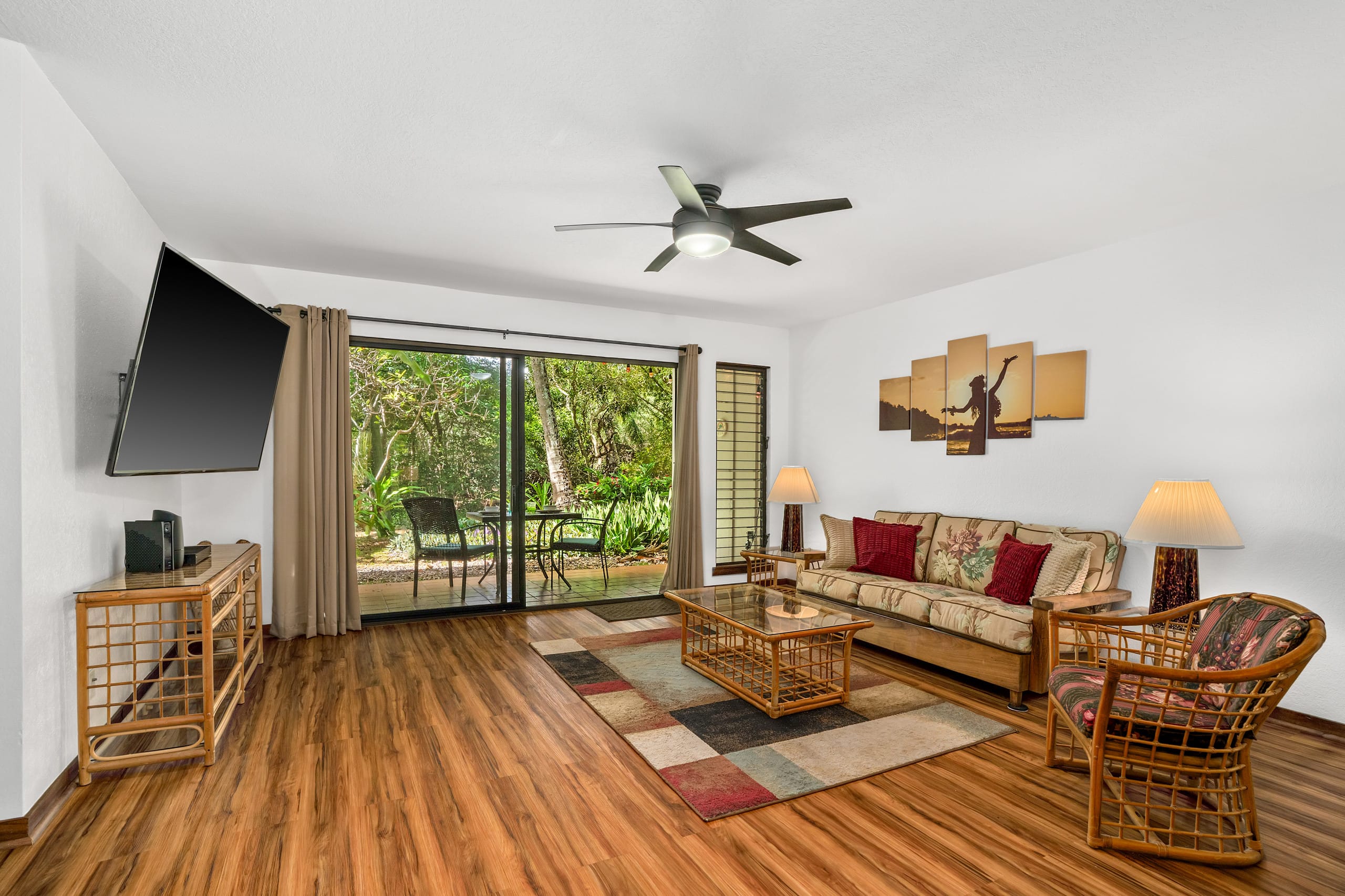 Condo in Koloa · ★4.86 · 1 bedroom · 2 beds · 1 shared bath - Image 11