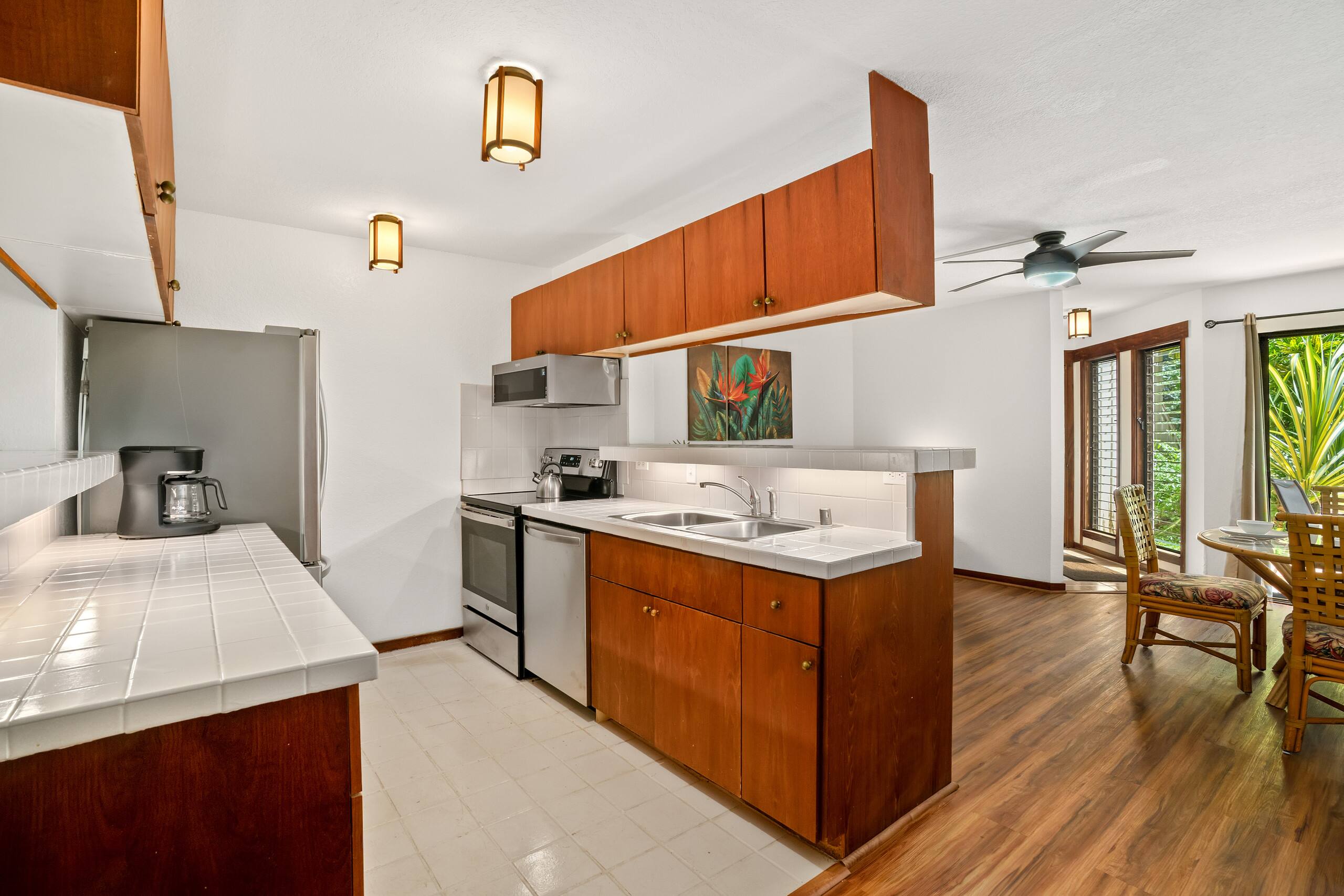 Condo in Koloa · ★4.86 · 1 bedroom · 2 beds · 1 shared bath - Image 6