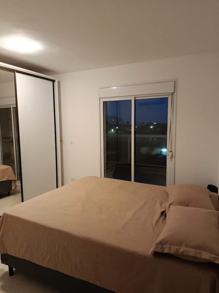 غرفة النوم 1