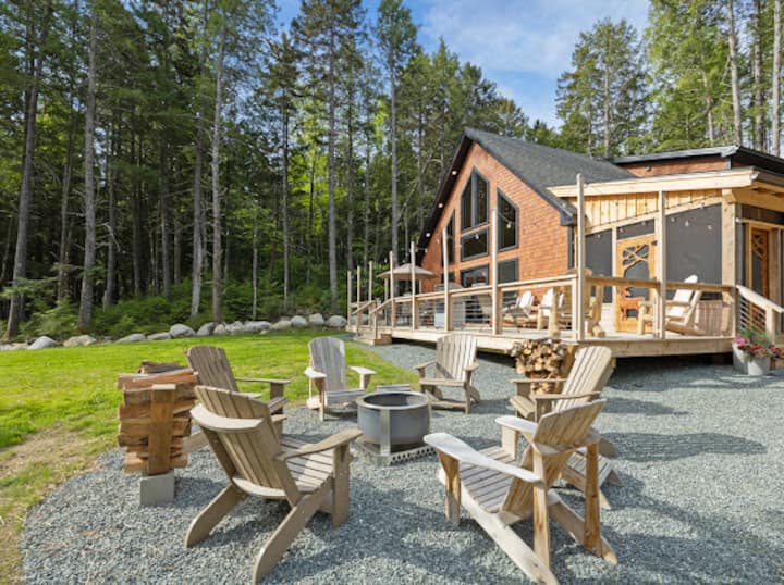 Sunset Cove Cottage