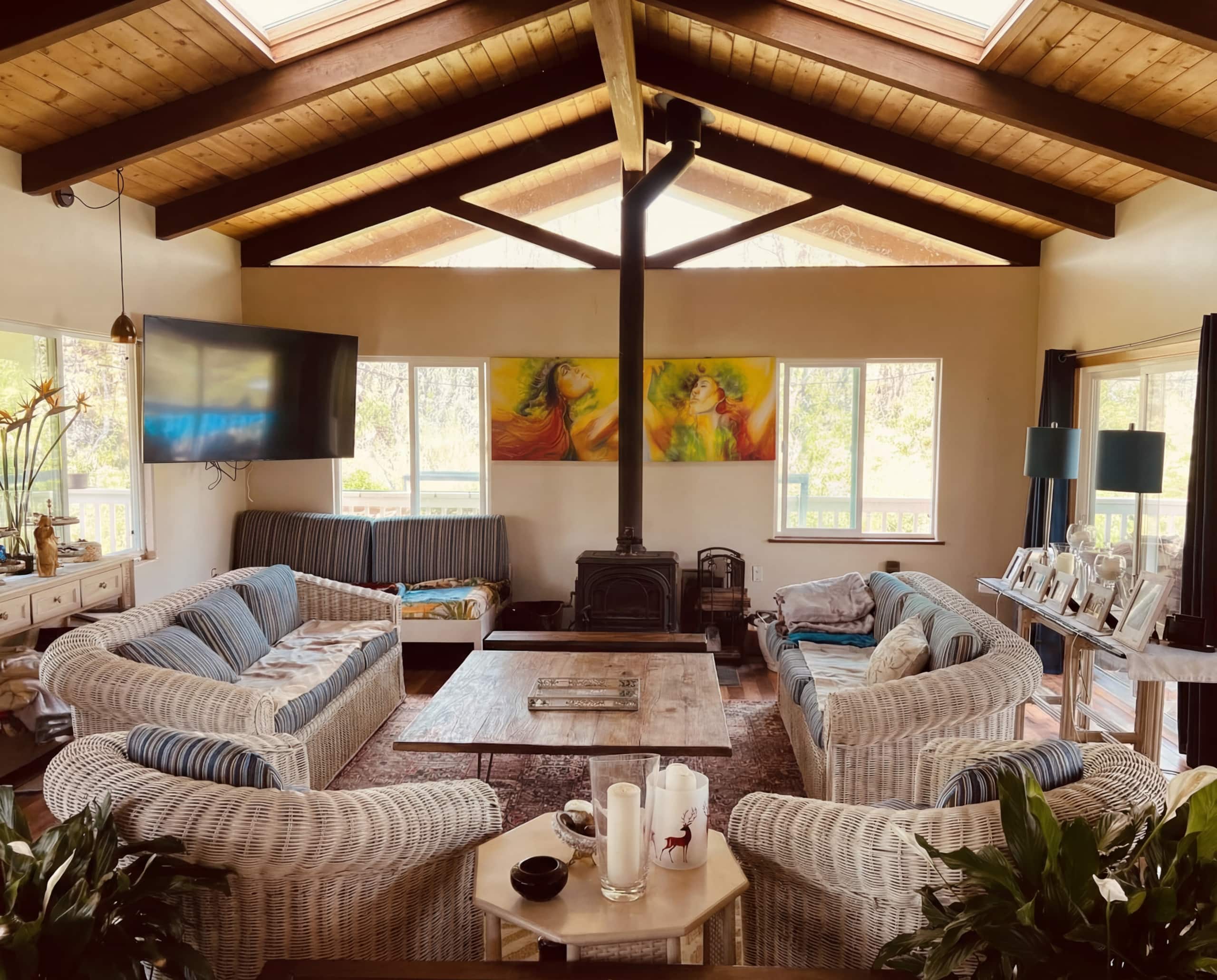 Home in Mountain View · ★5.0 · 1 bedroom · 1 bed · 1 shared bath - Image 1