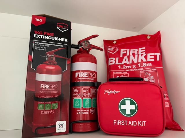 Modern Burswood Getaway near Optus Stadium gallery image 3