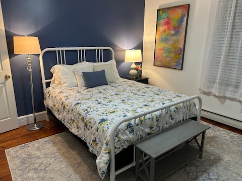 Bridge Street Loft| Catskill village | near HITS