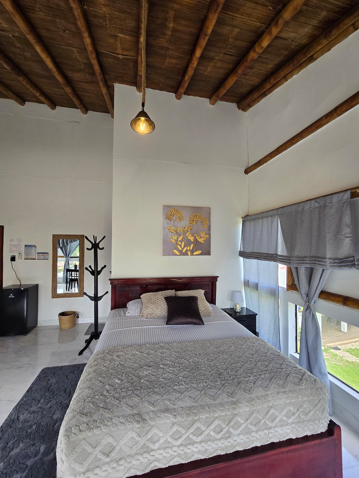 საძინებელი 1