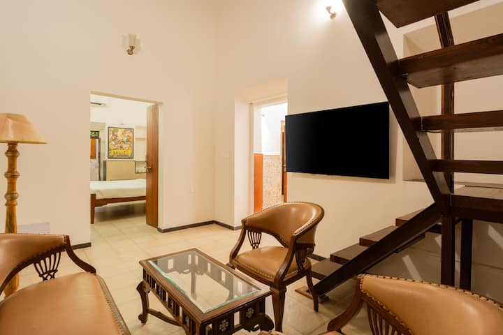 Living room image 2
