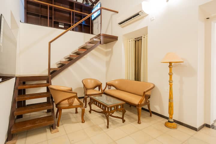 Living room image 3