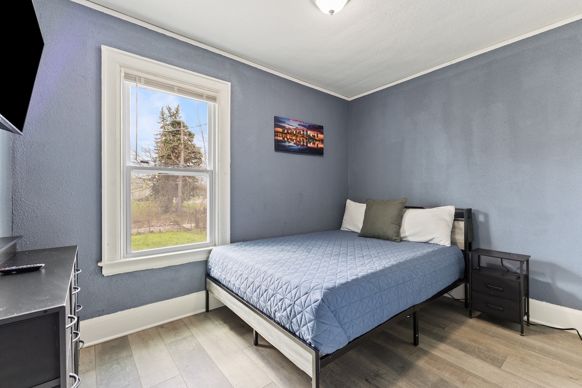 غرفة النوم 2