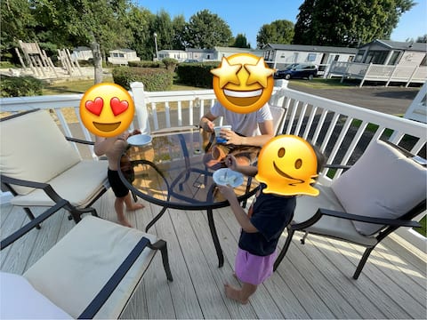 Prestige Caravan Near Edinburgh