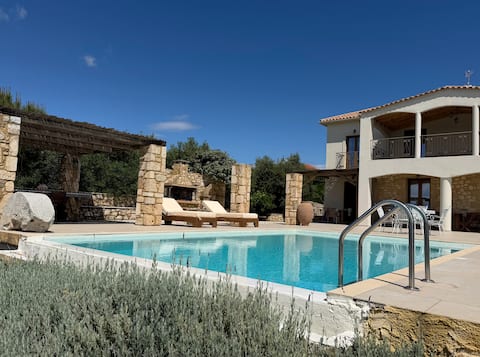 "ONIROZO" KORONI PRIVATE LUXURIOUS VILLA