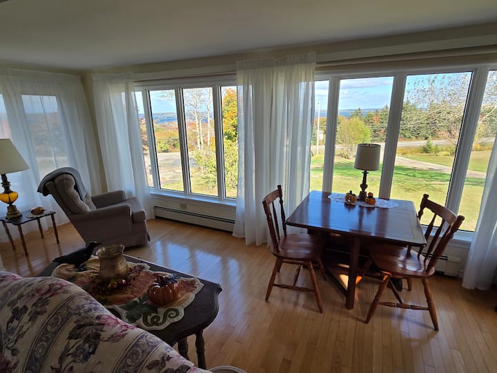 Behie House - Charming Home On The Strait Of Canso - Port Hawkesbury