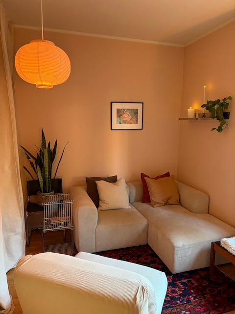 Peaceful & Cozy City Stay