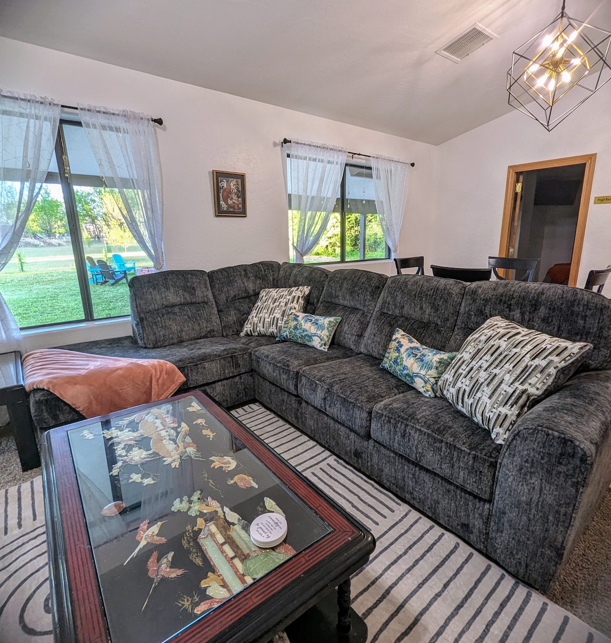 Popular Airbnb listing: Peaceful Arizona Wine-Country Escape *Stargazing* in Verde Village