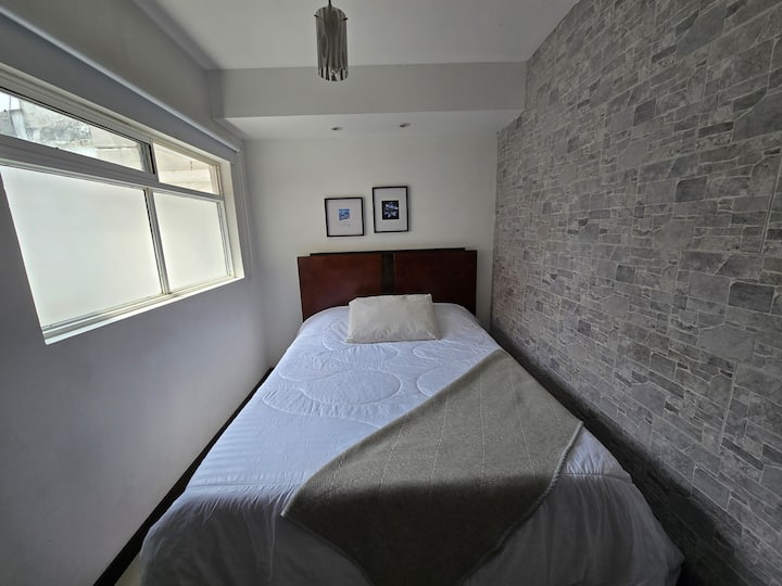 غرفة النوم 1