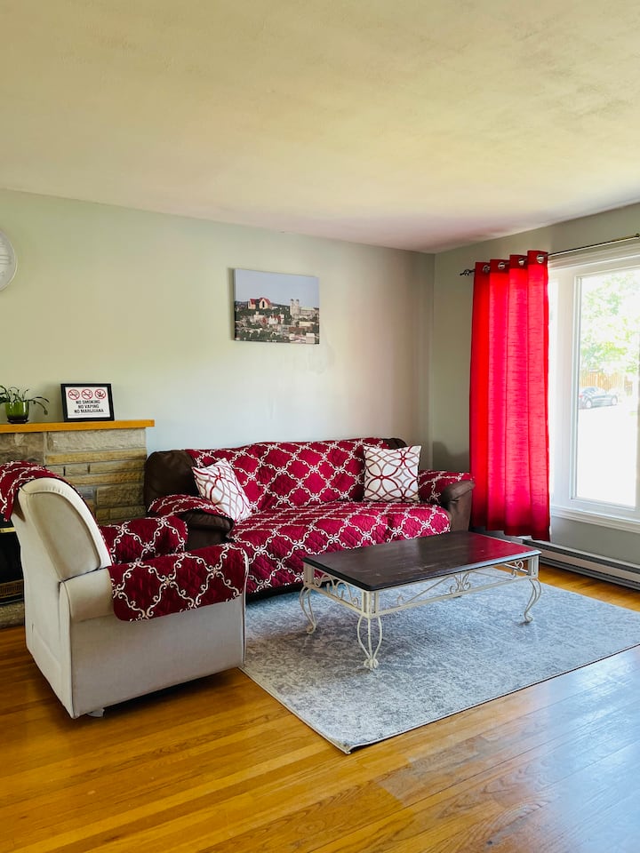 4 Jz’s Your Home In The City - Saint John's