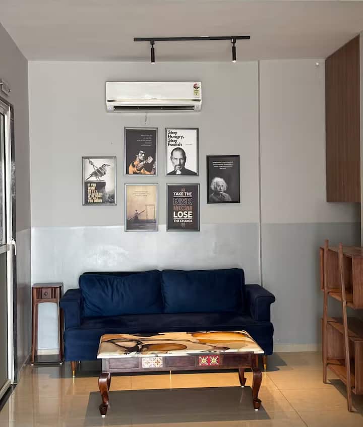 Chic Couple Studio Nr Bombay Hospital|100mbps Wifi - Jaipur