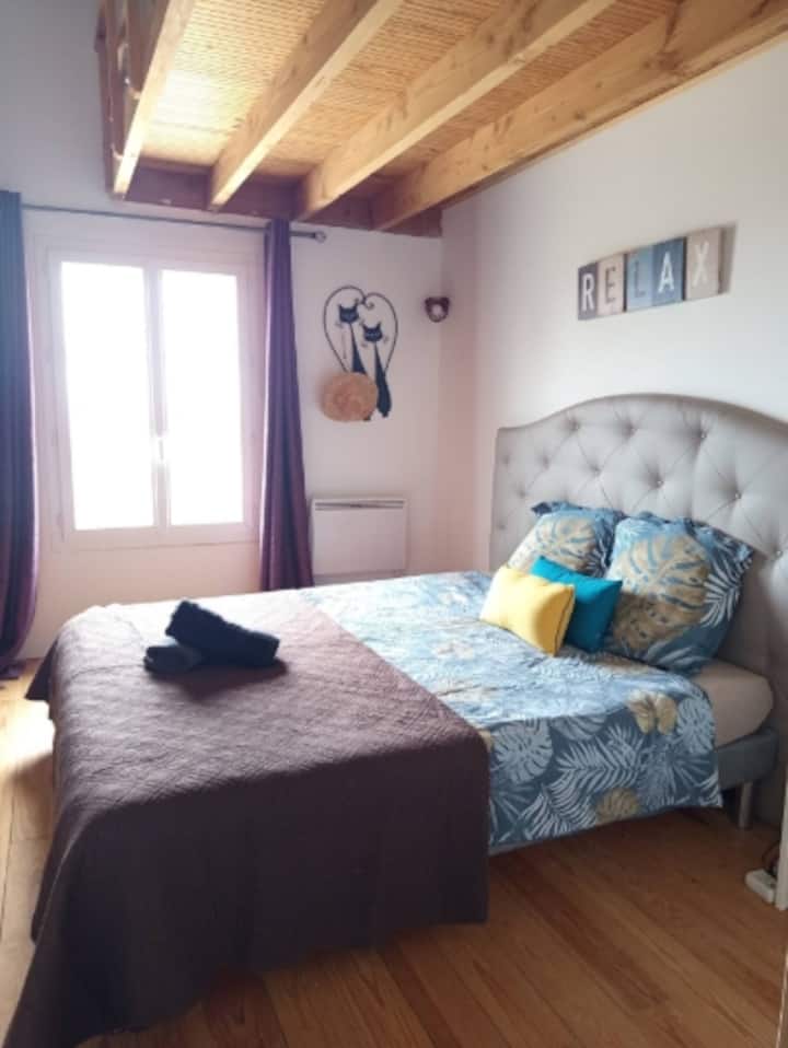 Schlafzimmer 1