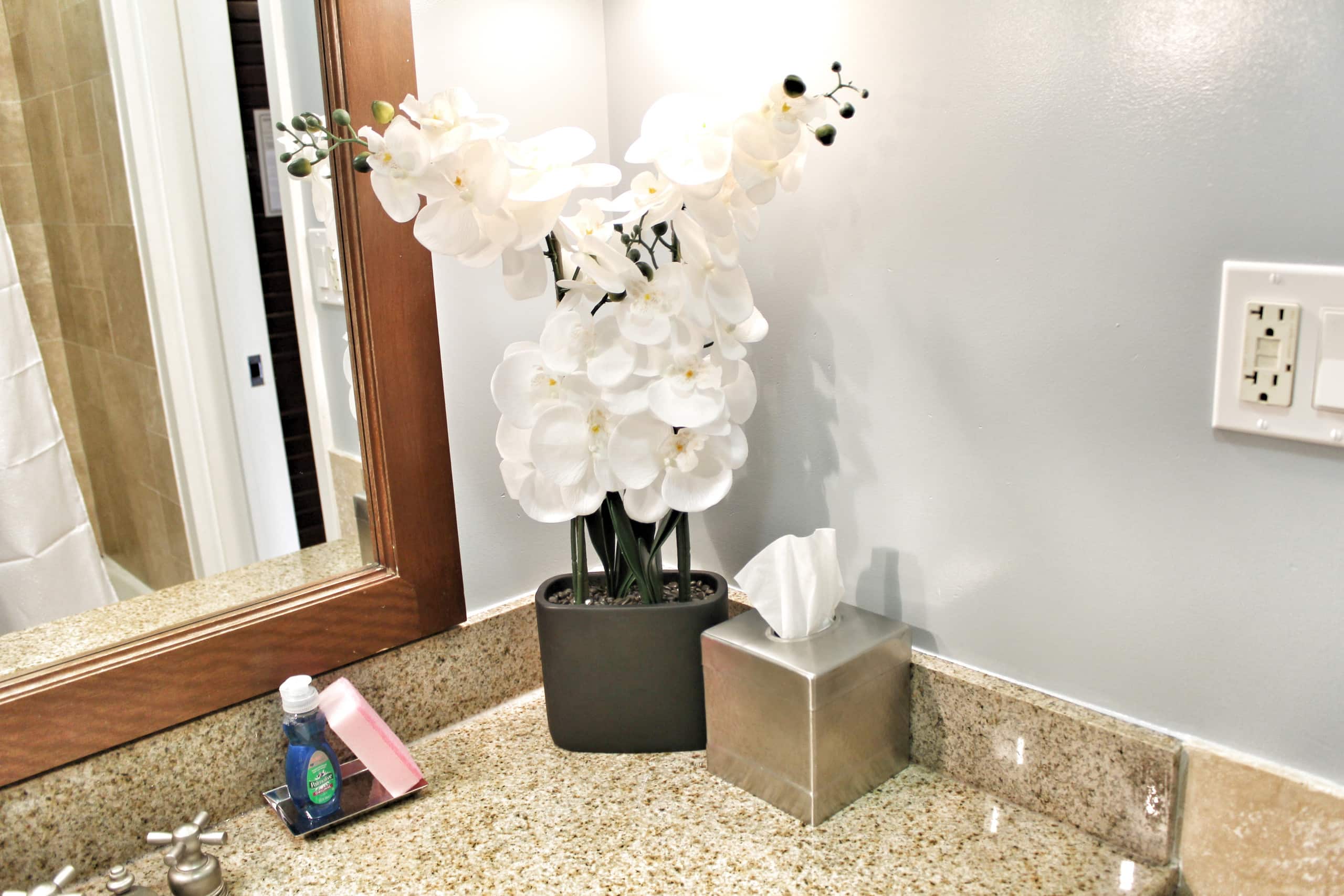Resort in Lihue · ★4.95 · 1 bedroom · 2 beds · 1 private bath - Image 17
