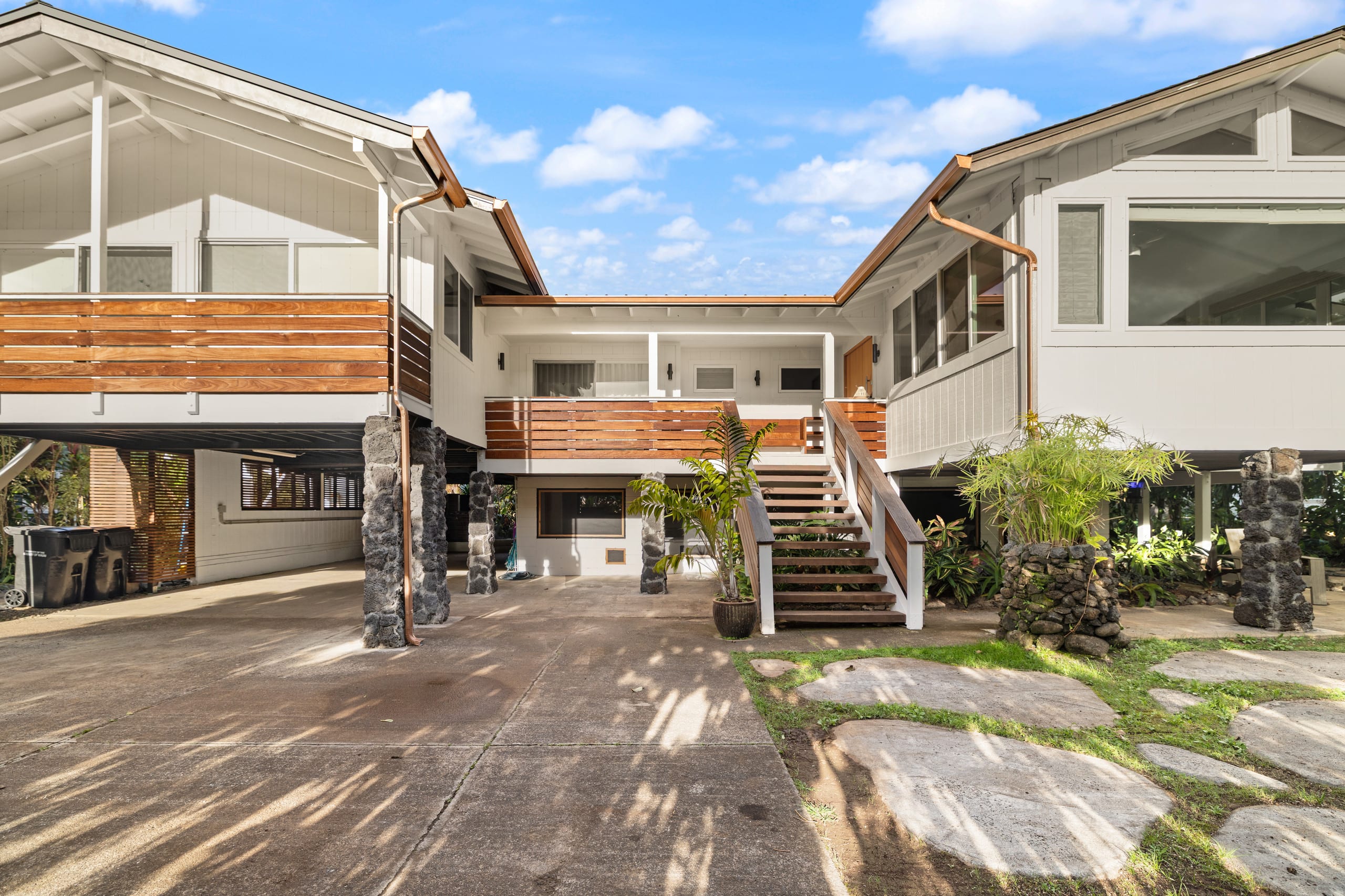Home in Hanalei · ★5.0 · 5 bedrooms · 5 beds · 4 baths - Image 85