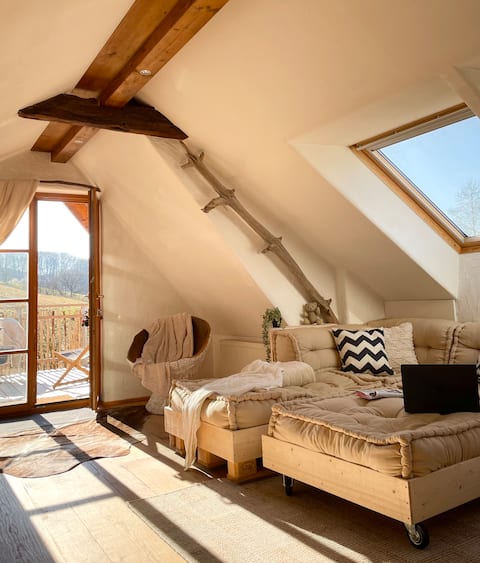 Top performing Airbnb: Cozy roof - with sun terrace, pool and sauna in Bergstraße