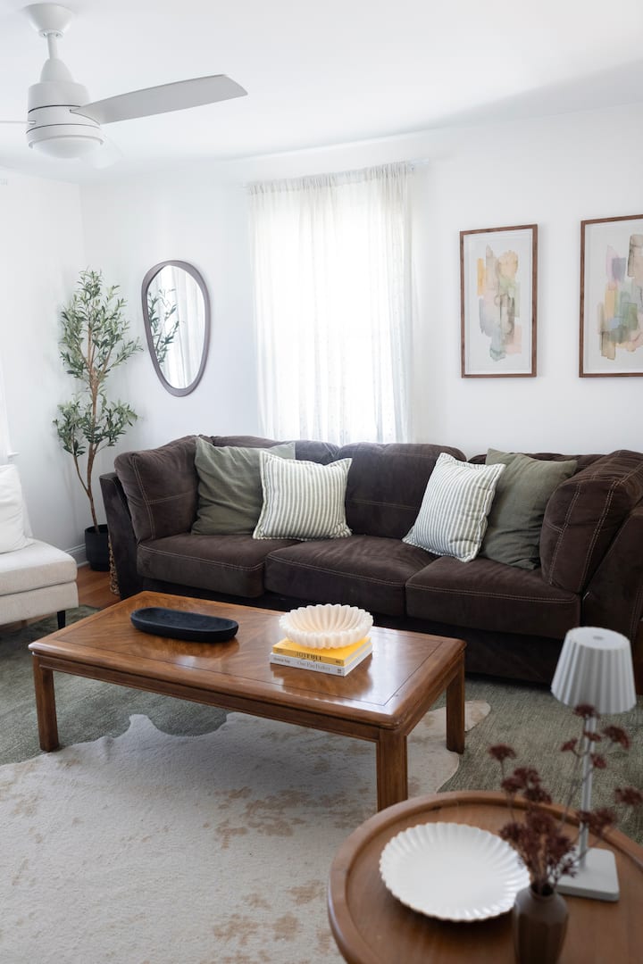 Cozy Retreat Bungalow - Staten Island, NY