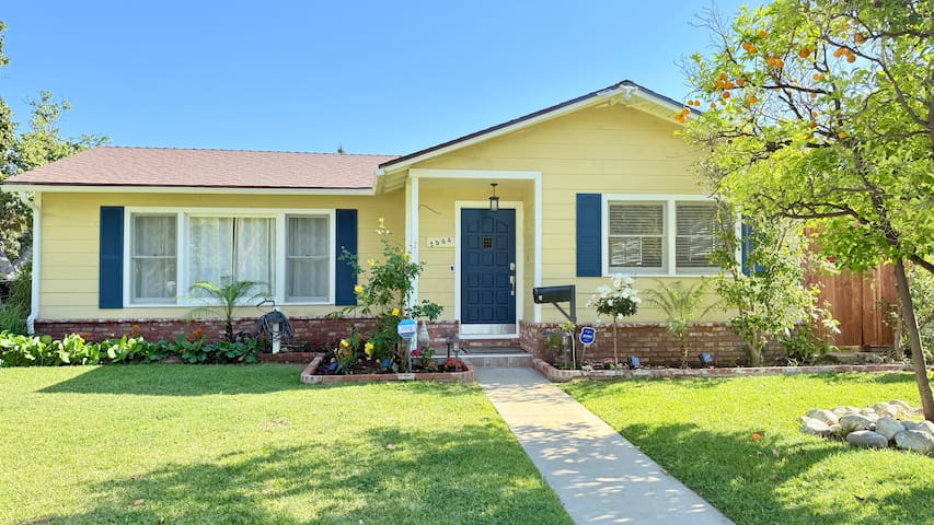 Modern 3BR/2BA Single House | Family-Friendly