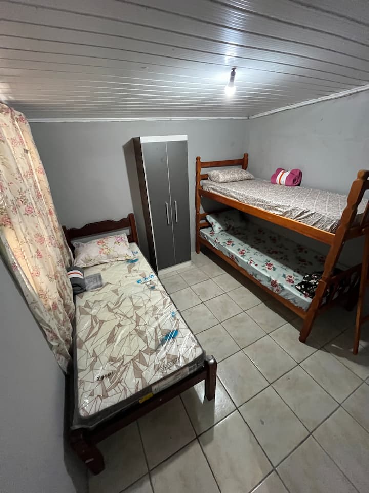 Dhomë gjumi 1