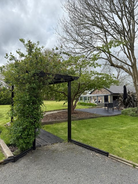 Laurel Lodge