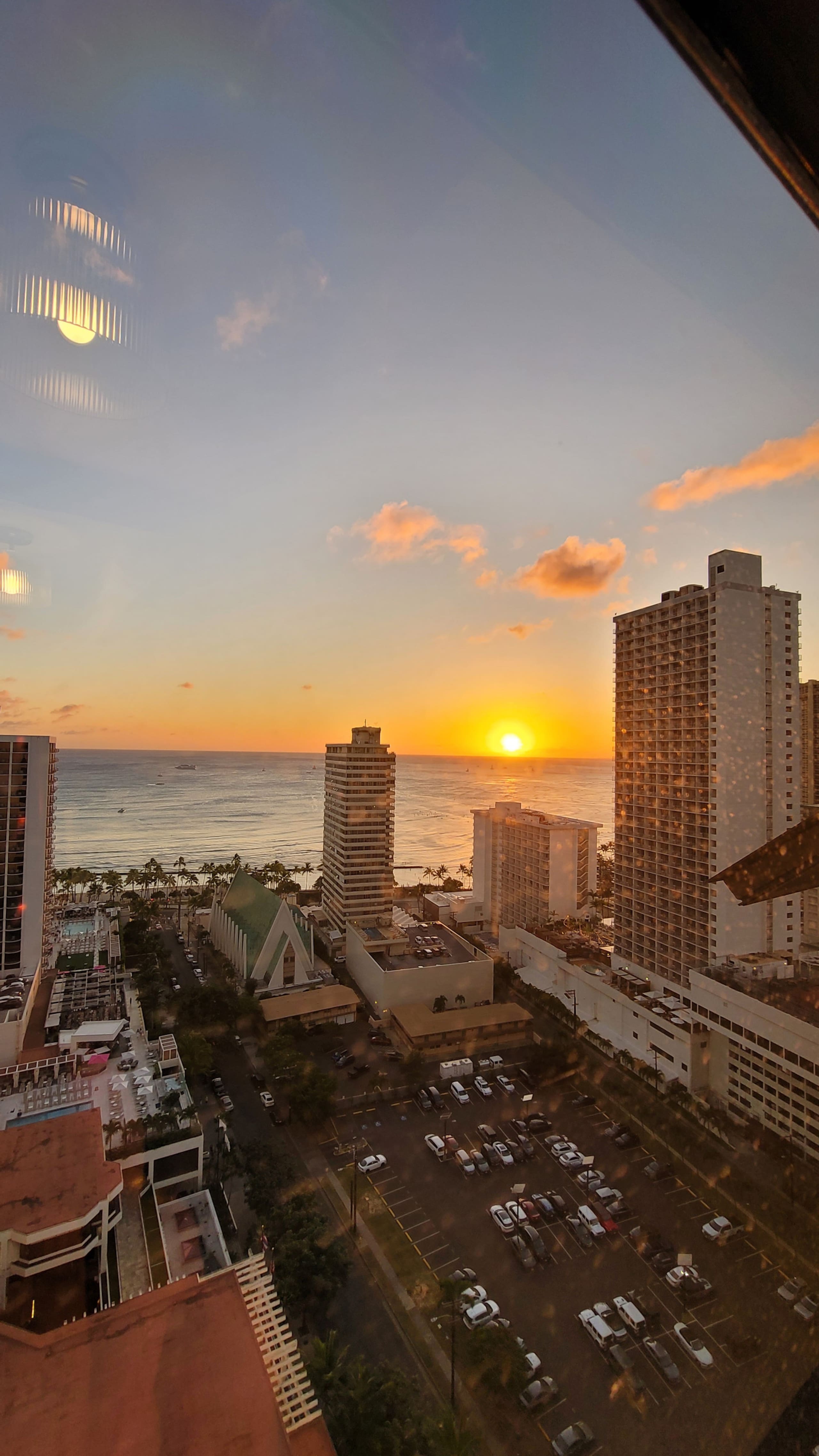 High-floor retreat w/ sweeping ocean & city views - Image 42