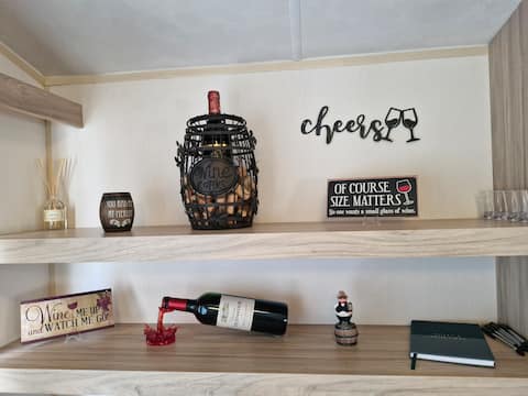 Popular Airbnb listing: Holiday Home 1973 in Seaton Valley