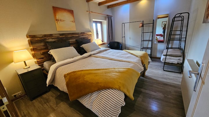 1 легло 180 см
Матрак Emma 
