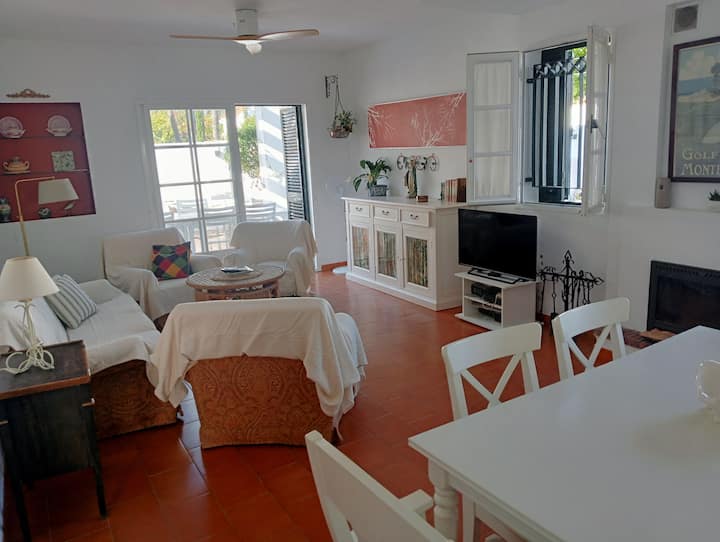 Chalet 4 Dormitorios Con Jardín - Sanlúcar de Barrameda