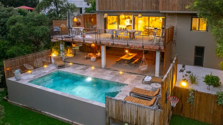 Logement Raffiné Avec Piscine Privée - Fréjus