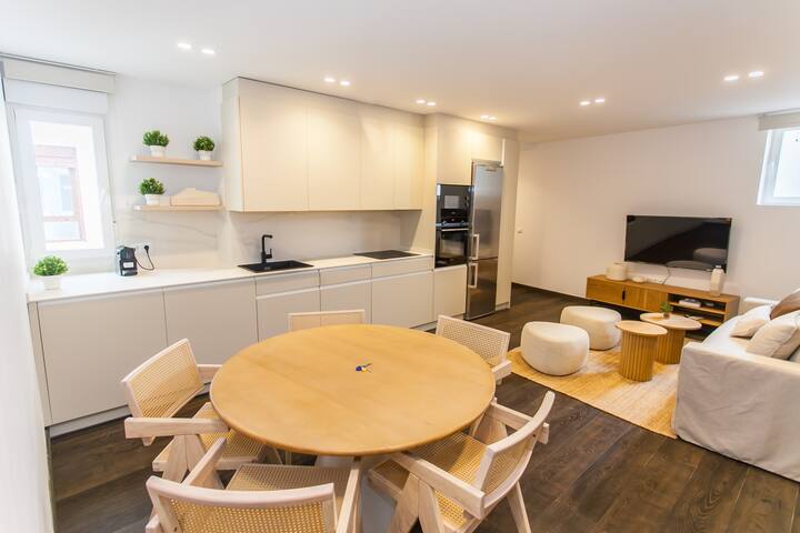 Nuevo y precioso apto en el centro de Madrid- TOP! gallery image 3