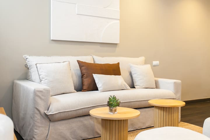 Nuevo y precioso apto en el centro de Madrid- TOP!