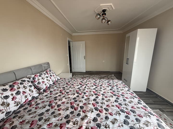 غرفة النوم 1