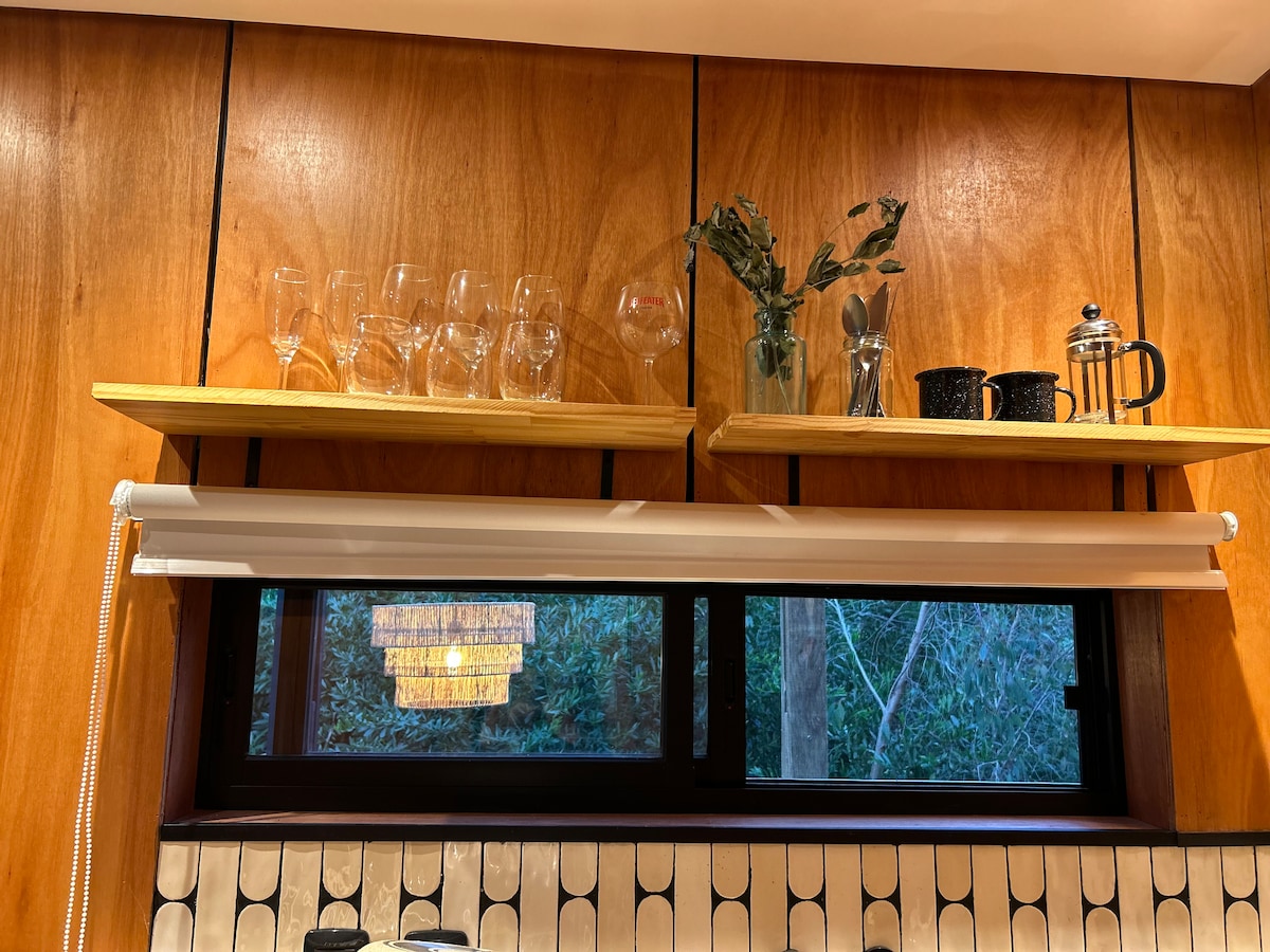 Top Airbnb: Bosque Santa Monica (Santa Monica Forest) - Malva in Santa Mónica