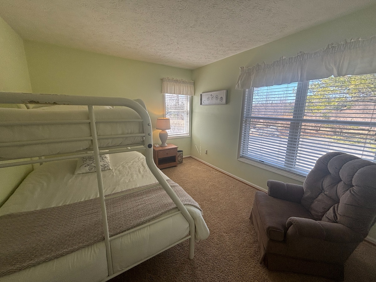 Druhá spálňa na hlavnom poschodí