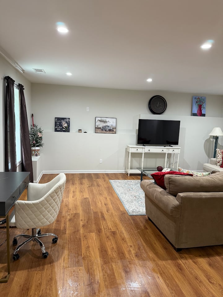 Cute & Cozy 2bd/2bth Apt. - Dallas, GA