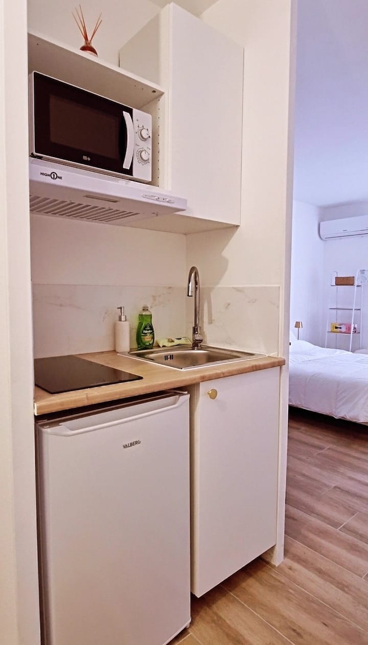 Studio Cosy, Idéalement Situé à Nîmes - ibis budget Nimes Caissargues