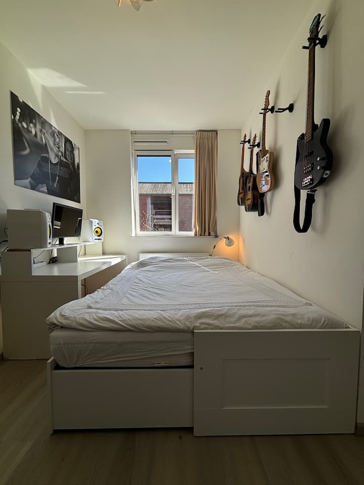 غرفة النوم 2