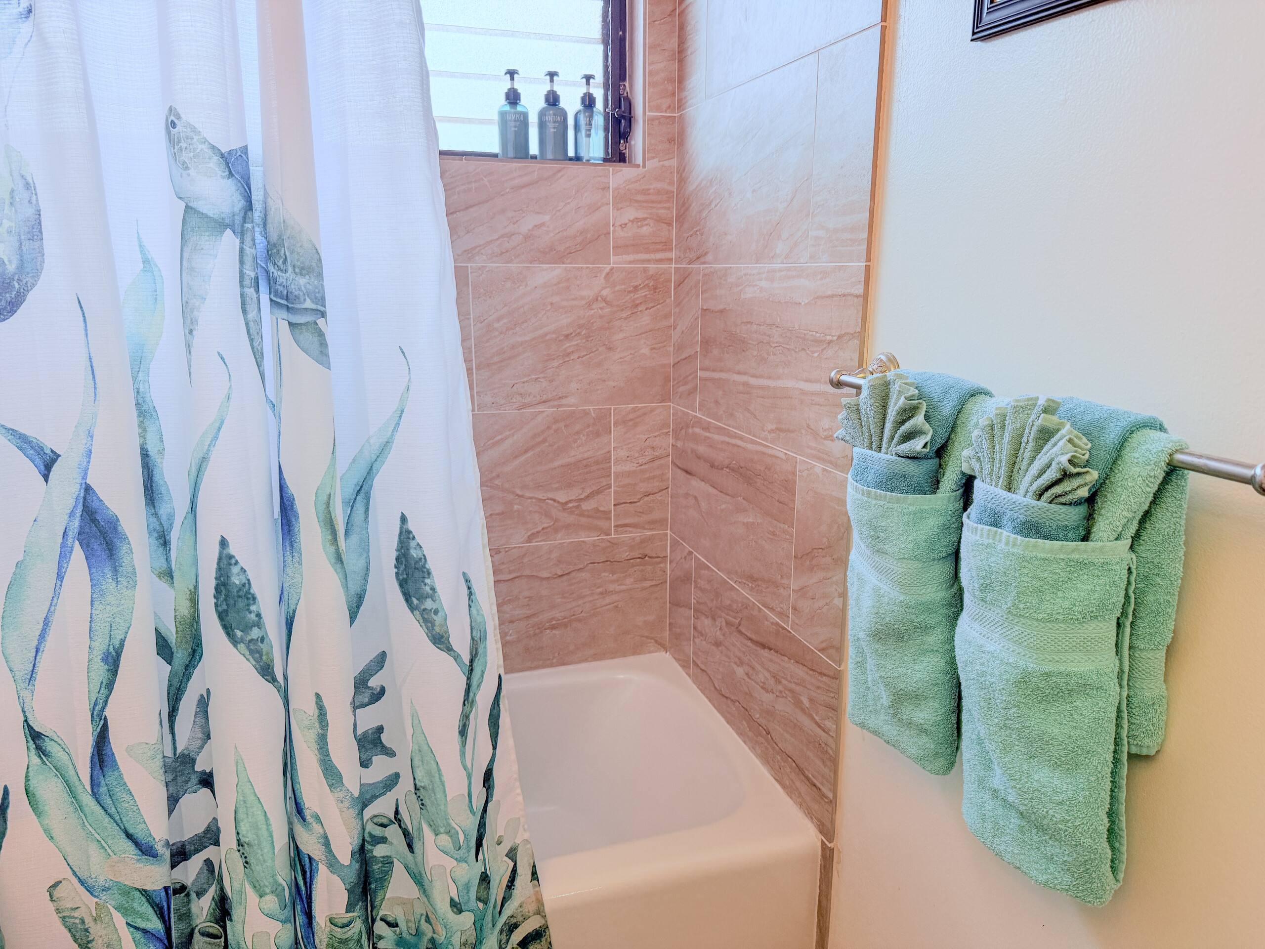 Loft Comfort/ZenGarden/Kihei/Beach/Pool/King Bed - Image 24