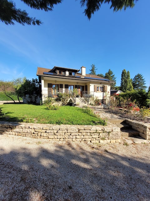 Welcome to our home in Burgundy!