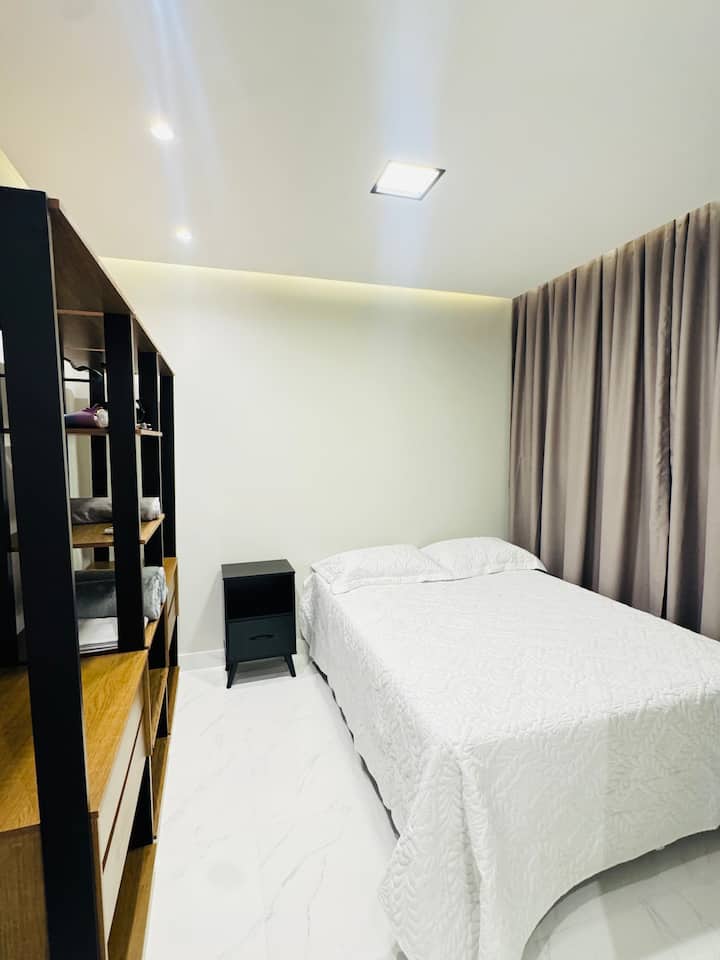 1 двойка спокойни, манти, одеяла, закачалки, чаршафи, 1 изключена пещера, 1 дрешник 