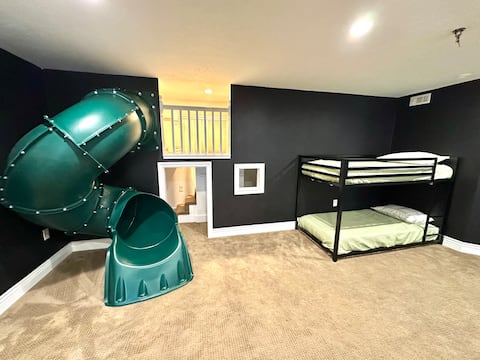 11 Beds | Ephraim, UT Home | Tesla Charger