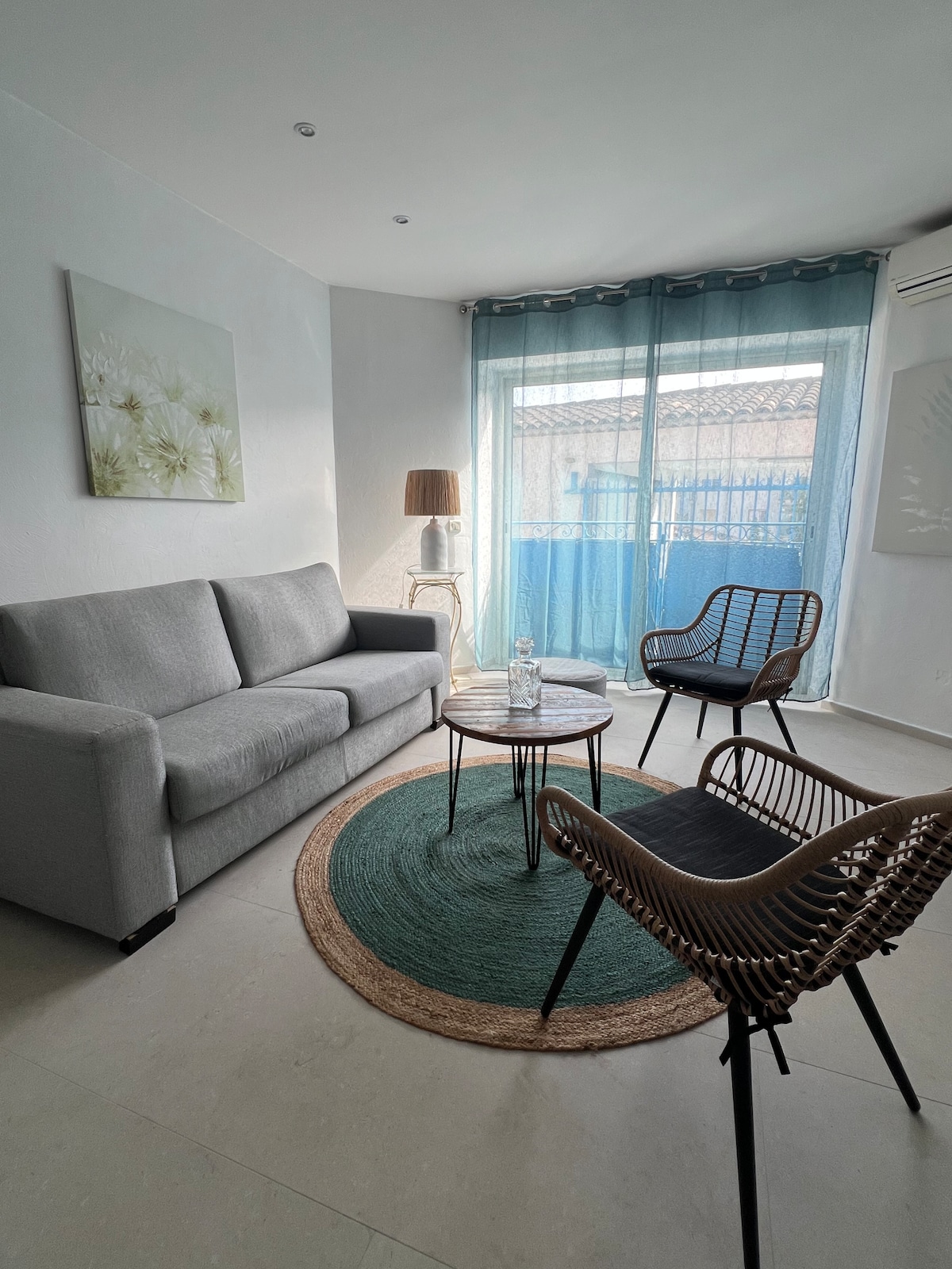 Popular Airbnb listing: Villa Louis Pierre New 2-bedroom apartment in Mandelieu La Napoule