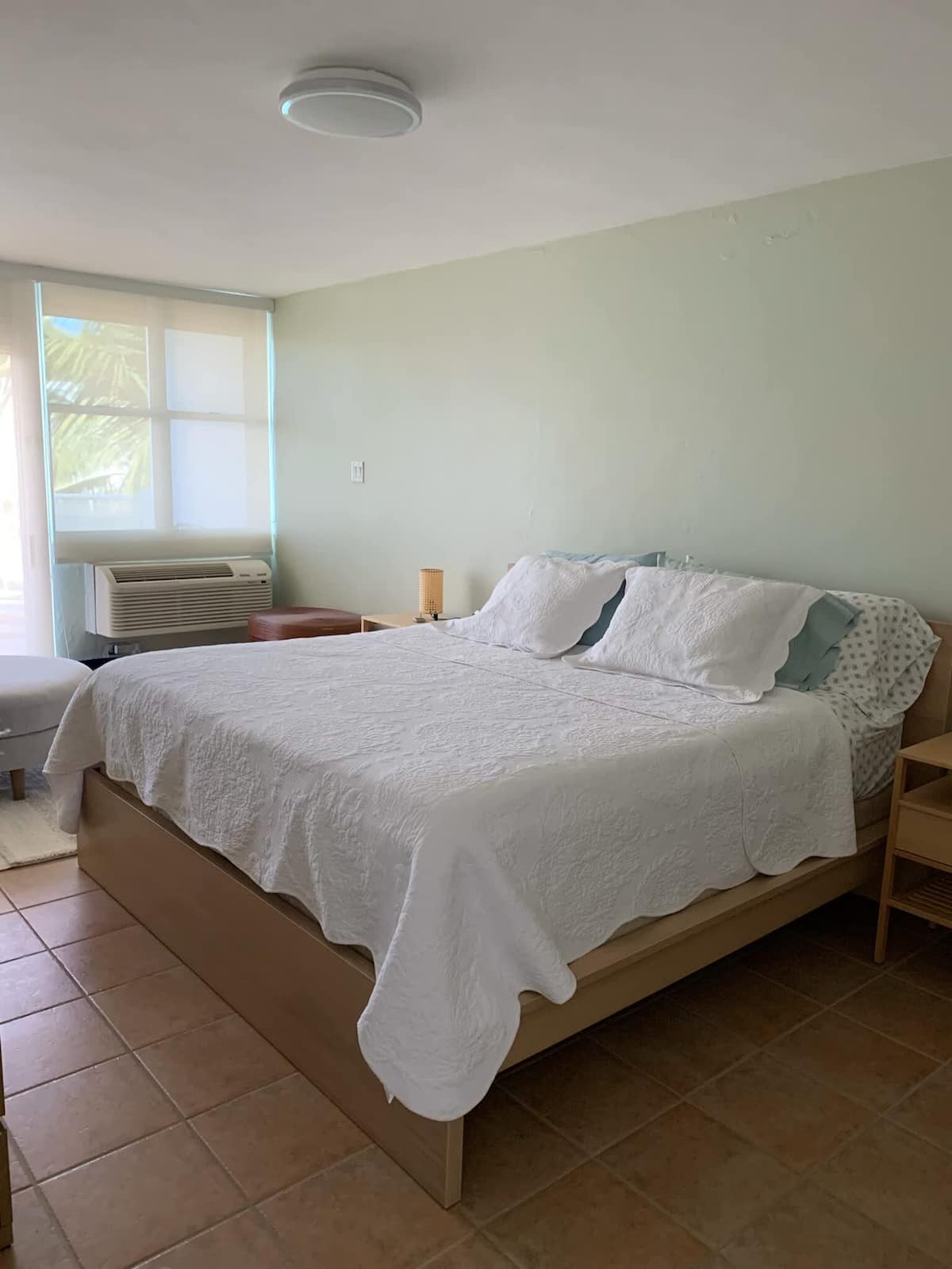 Master bedroom — king